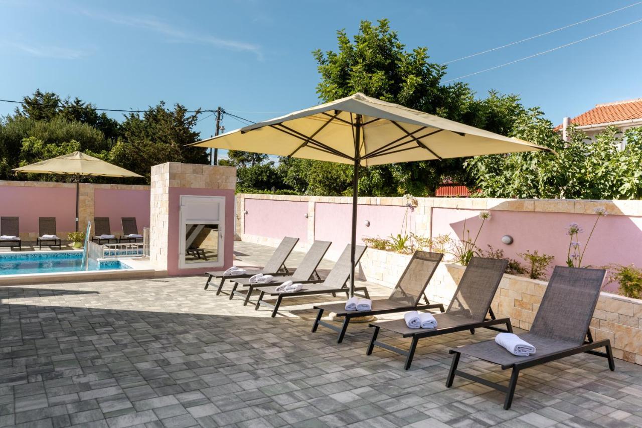 Apartman Laura Vir Exteriér fotografie