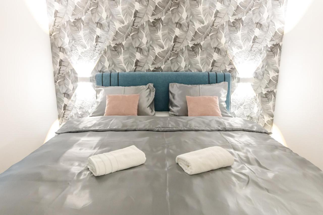 Apartman Laura Vir Exteriér fotografie